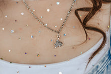 Load image into Gallery viewer, Saddle Pendant Necklace
