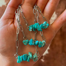 Load image into Gallery viewer, Turquoise Chips Paperclip Chain Necklace

